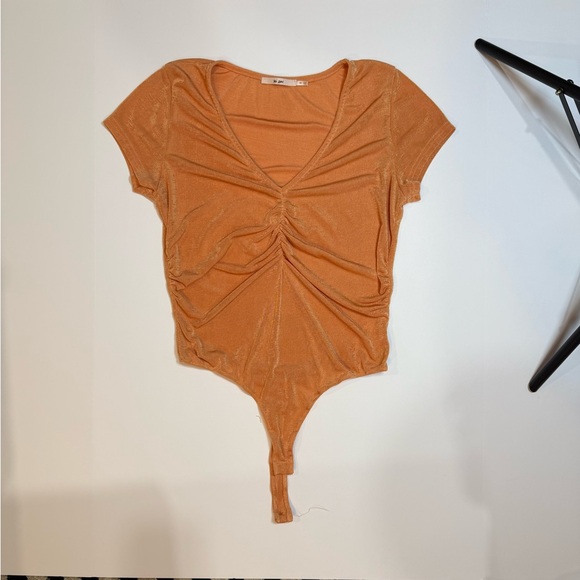 Orange Ruched Top | francescas | medium - Picture 1 of 4
